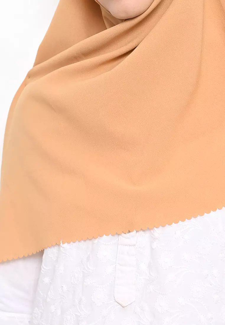 Hijab Segi 4 Laser Cut Diamond Amber