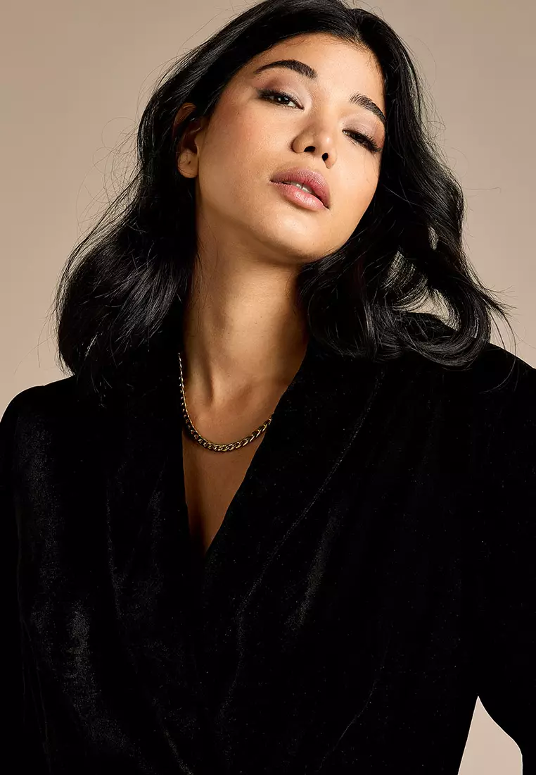 Maia Black Velvet Blazer