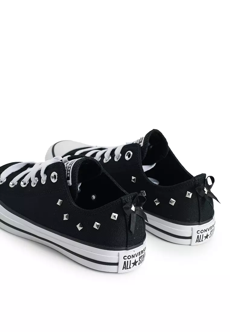 Chuck Taylor All Star Ox Sneakers