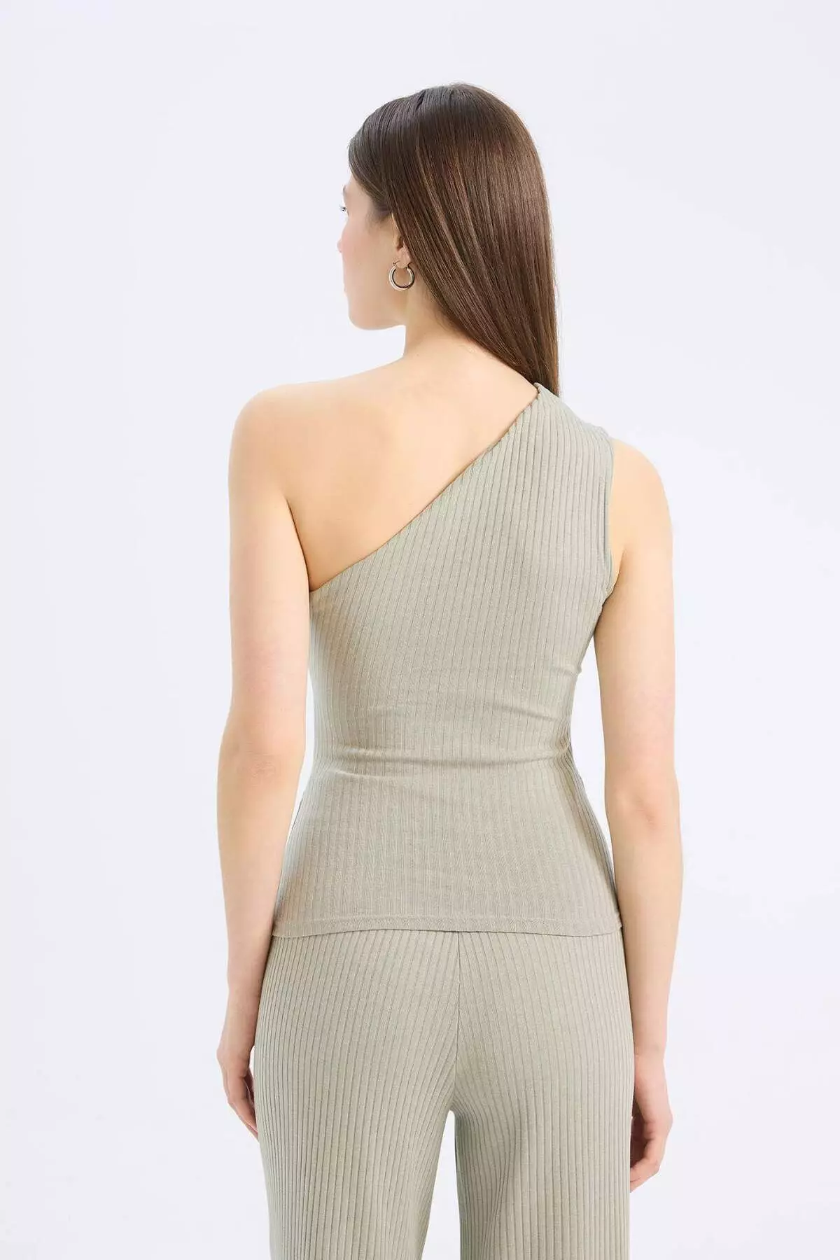 Slim Fit Slim Fit Single Shoulder Ribbed Camisole Undershirt E5777Ax25Sp