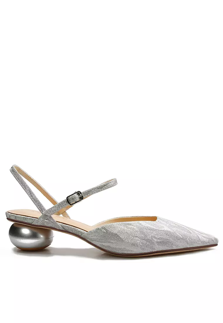 Discount on Twenty Eight Shoes  shoes - SKU: 4.5CM Pointy Satin Slingback Heel TE2023-1
