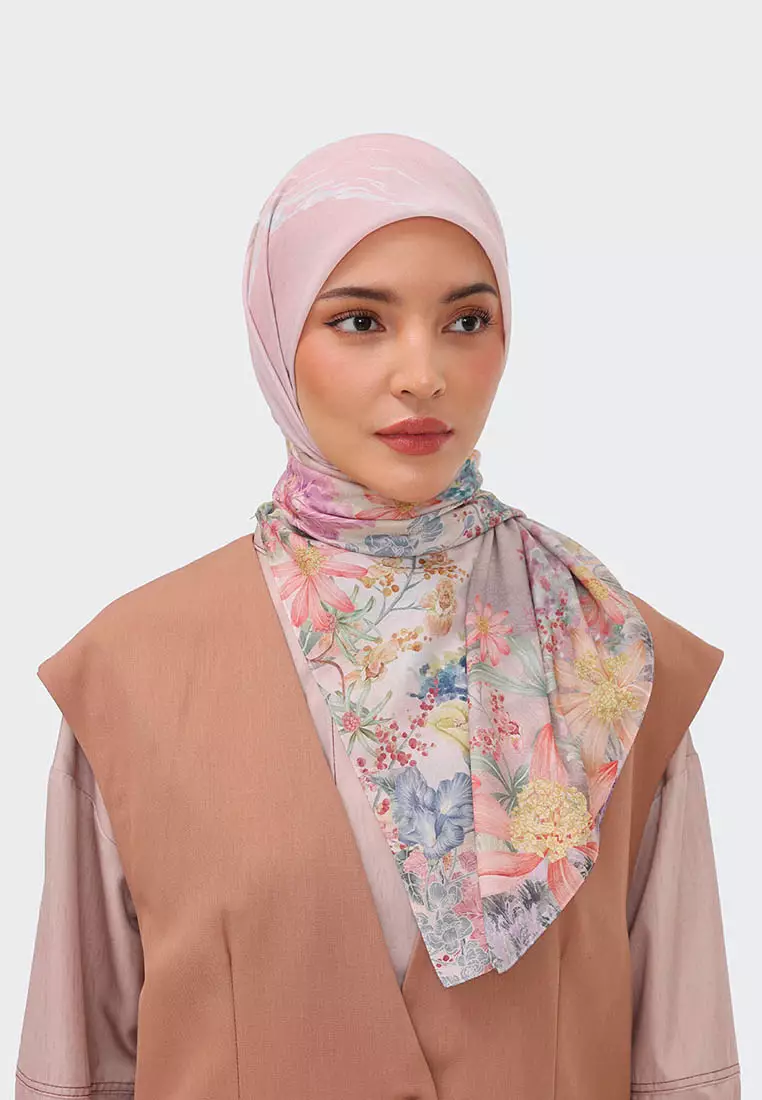 Ria Miranda Peach Naira Scarf