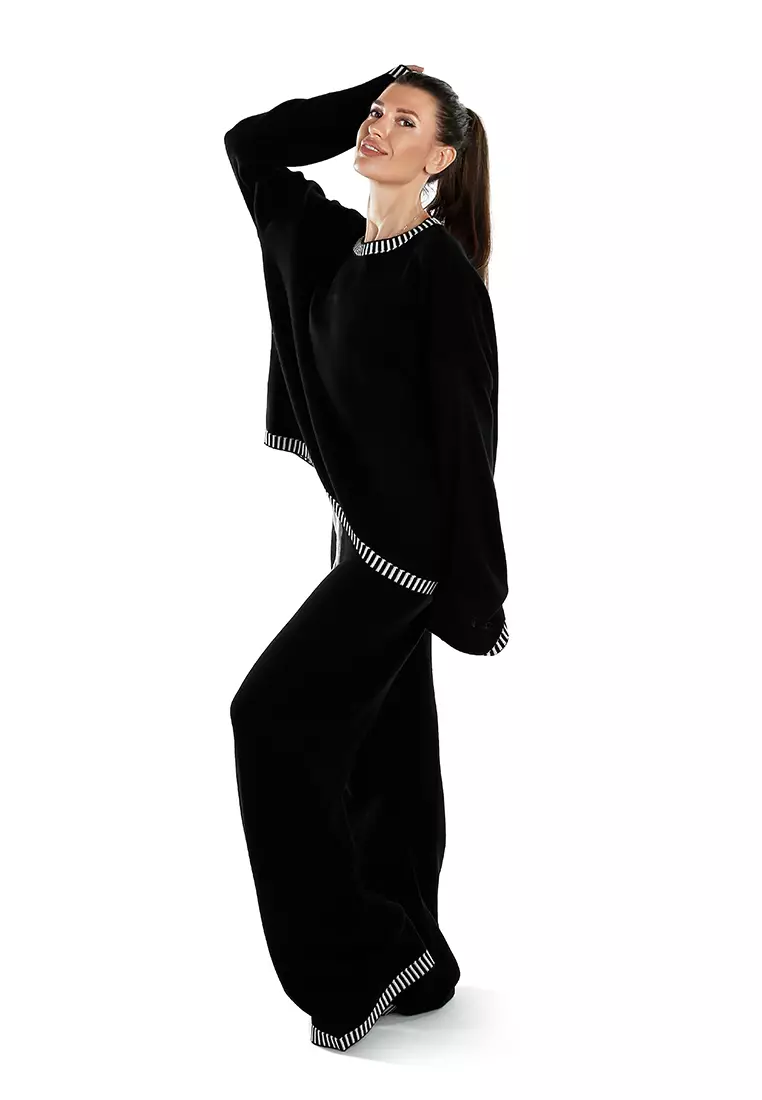 Contrast Stitch Detail Knit Sweater Jumper in Monochrome