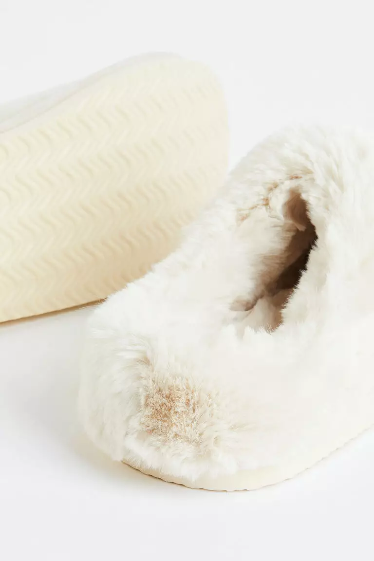 Jual H M Warm lined slippers Original 2024 ZALORA Indonesia