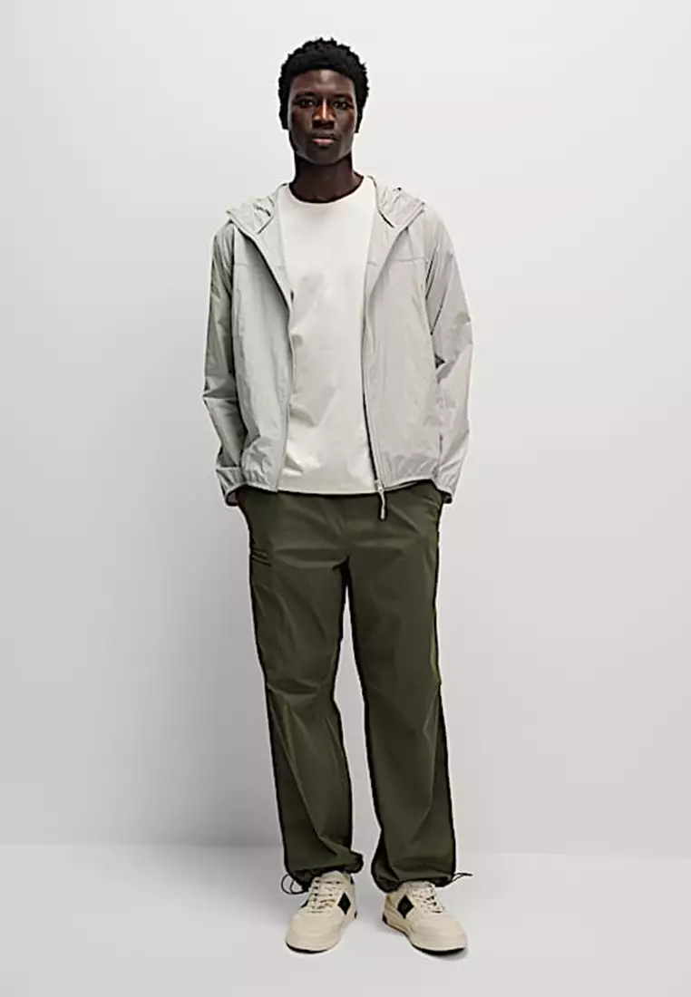 Lightweight Packable Windbreaker Jacket with Stormwear