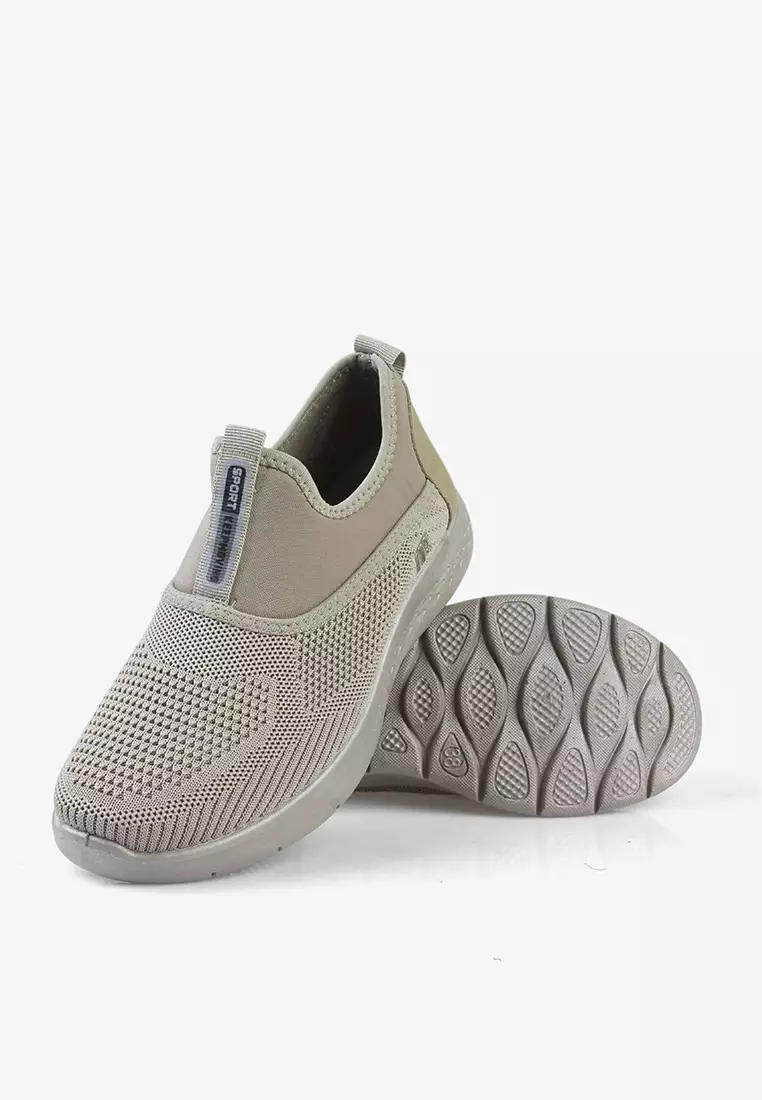 Sepatu Sneakers Slip On Wanita L.Regina