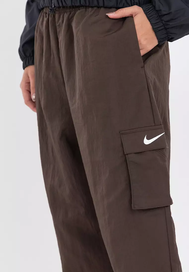 Essential Wooven Pant