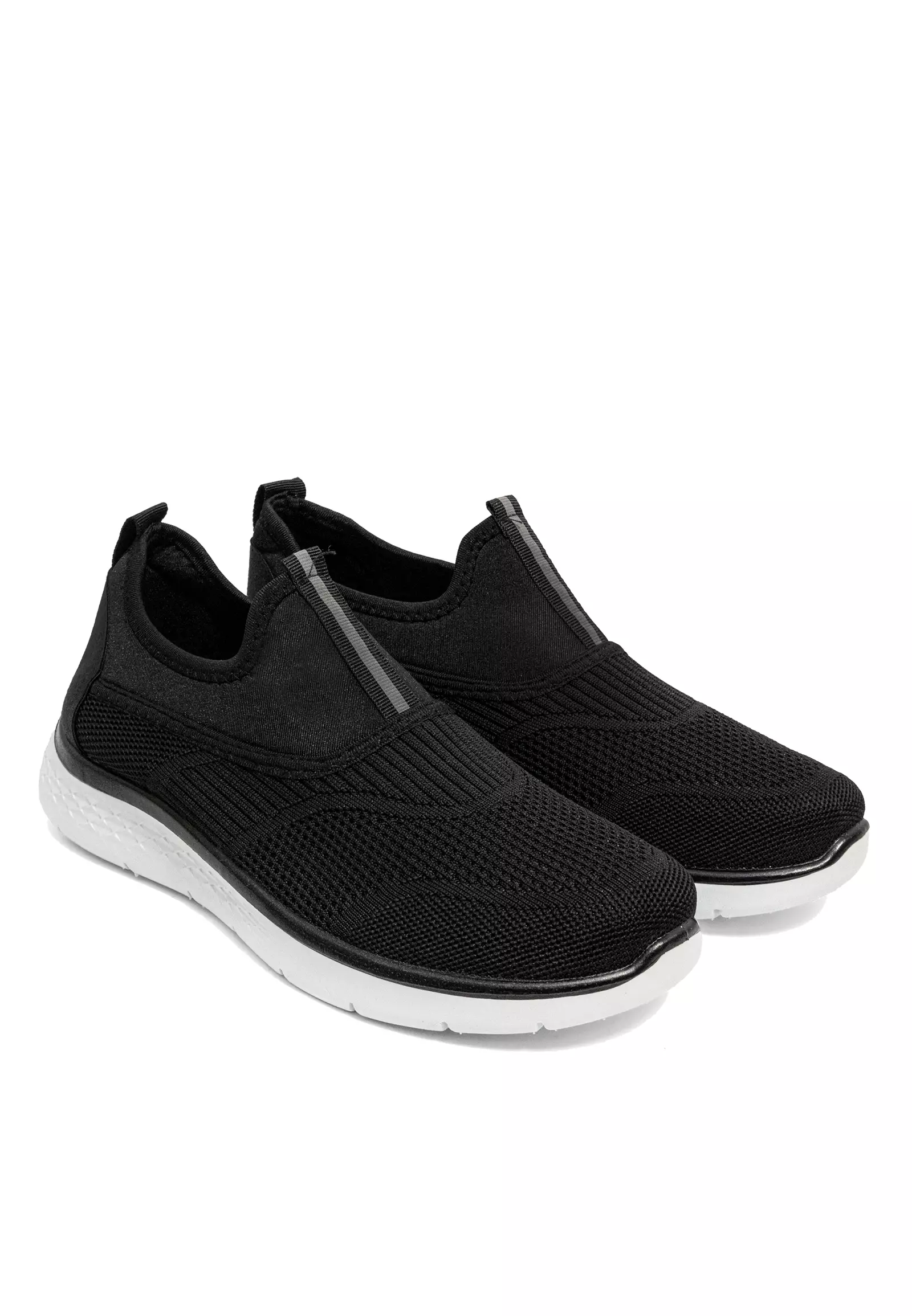 Dr. Kevin Sepatu Sport Pria Men Sneakers Sekolah Flyknit Slip On 889-082