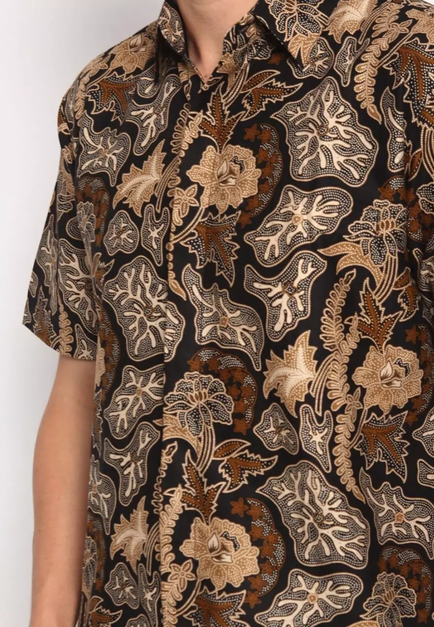 Kemeja Batik Pria Premium Slimfit Elegant Modern Lengan Pendek Madri