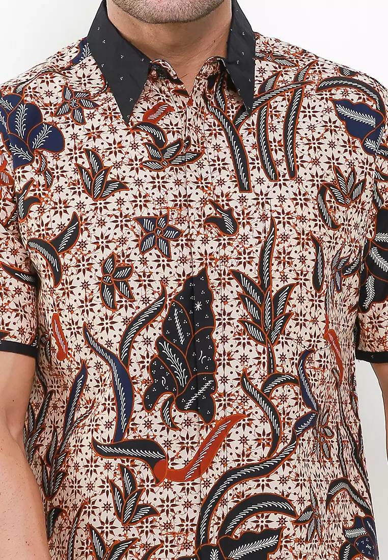 Hem Batik Body Fit Madura Daun