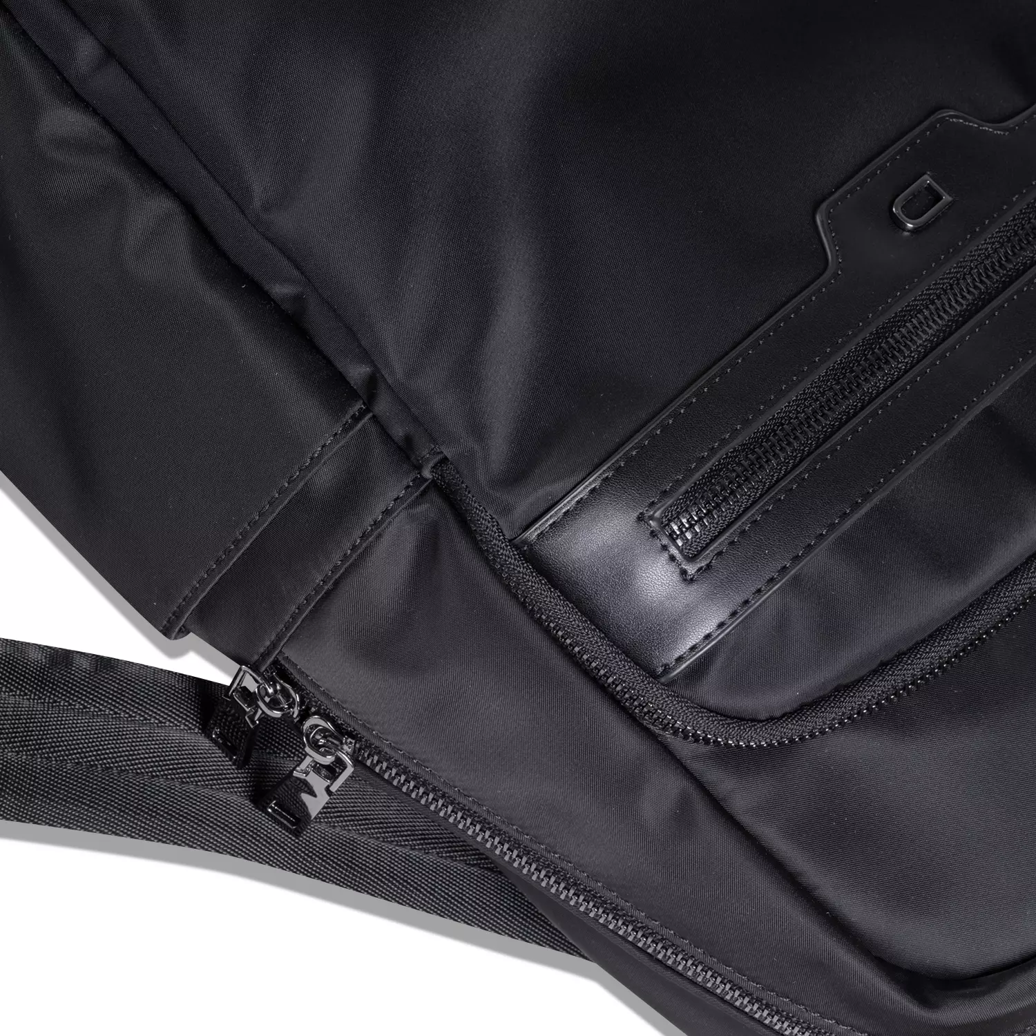 Denali - Castello Backpack - Tas Ransel Nilon Kulit EcoLeather Pria