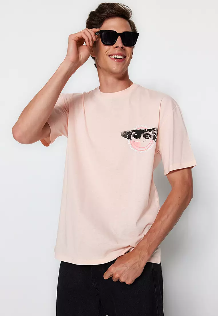 Buy Trendyol Pink Men's Relaxed/Comfortable cut, Short Sleeved Art Print  100% Cotton T-Shirt Online