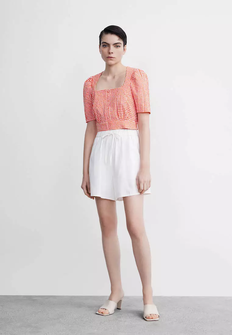 Buy URBAN REVIVO Plaid Print Crop Top 2024 Online | ZALORA Philippines