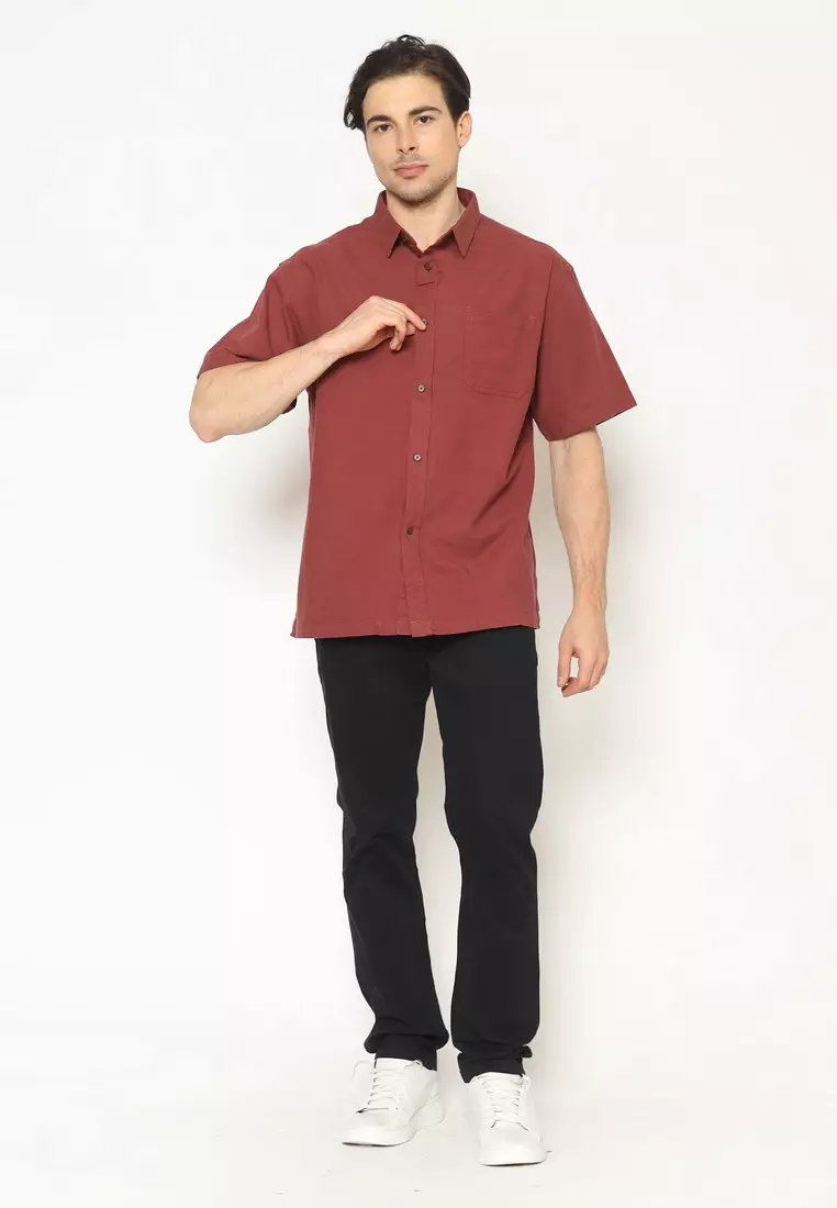 POLICE Kemeja Polos Relaxfit Cotton Slub Maroon Pria