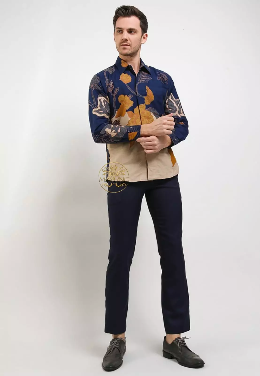 Mandevilla Navy Kemeja Batik Pria Premium Slimfit Modern Lengan Panjang