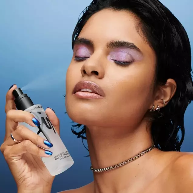 MAC Fix+ Multitasking Setting Spray (100 mL)