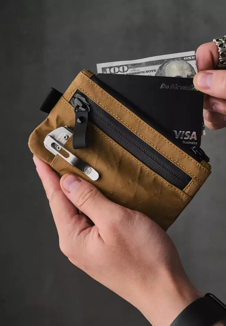 Alpaka Zip Cardholder - Brown VX21