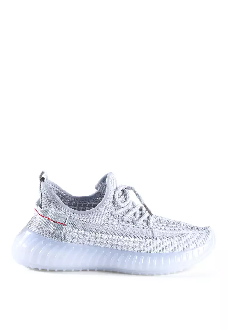 White sneakers with grey sole discount