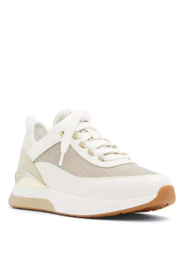 Quiltyn Sneakers