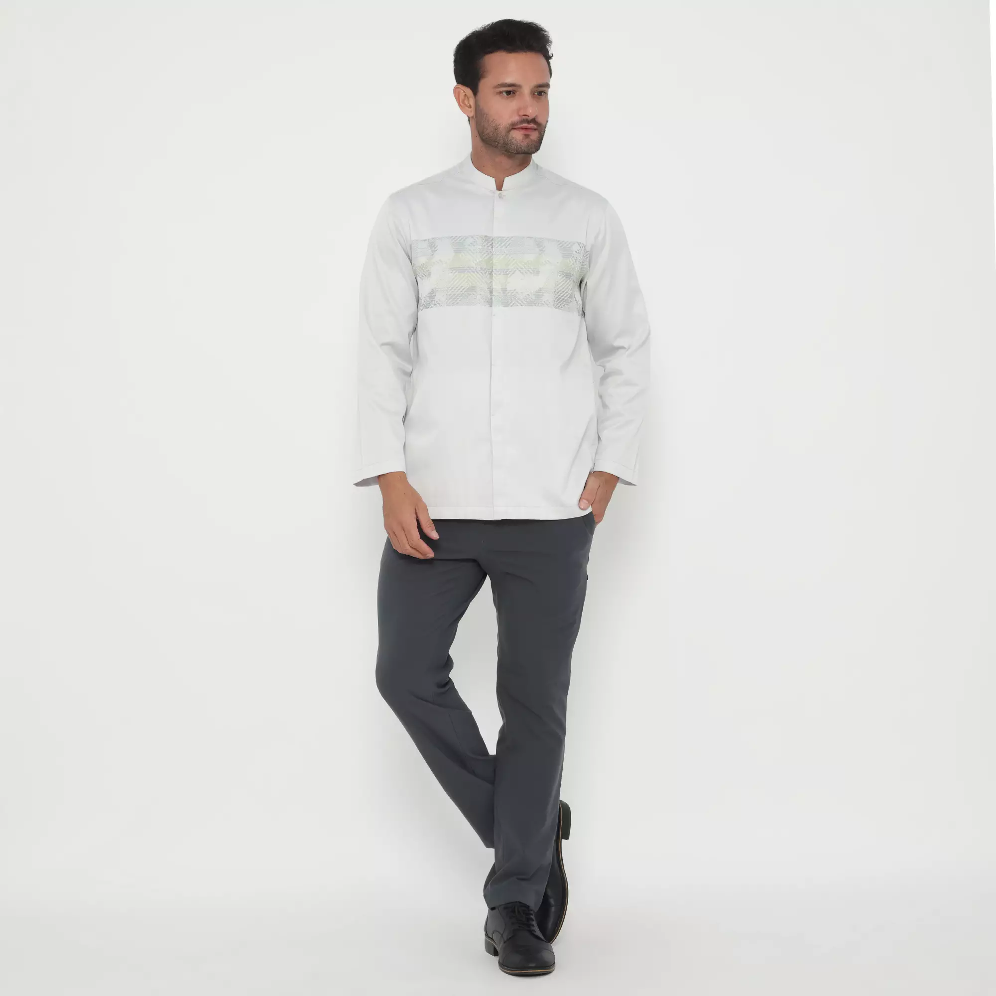 Jobb Abbas Baju Koko Pria Lengan Panjang Regular Fit Light Grey Warna Light Grey