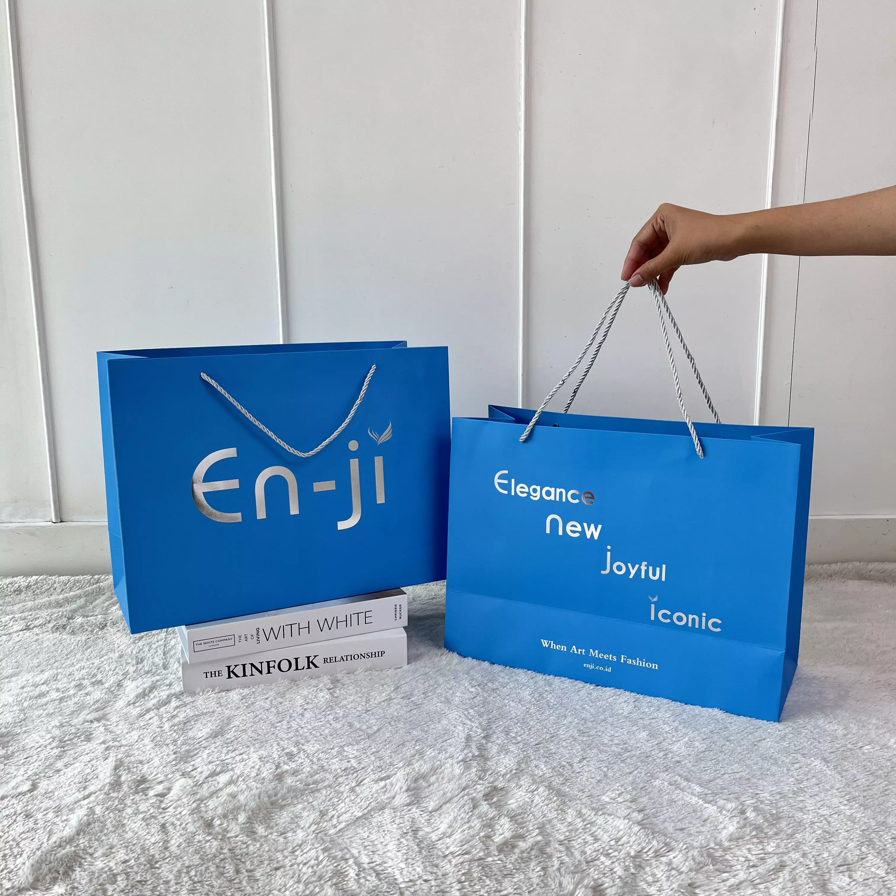 En-ji Paperbag - Bluesilver [Packaging Tas]