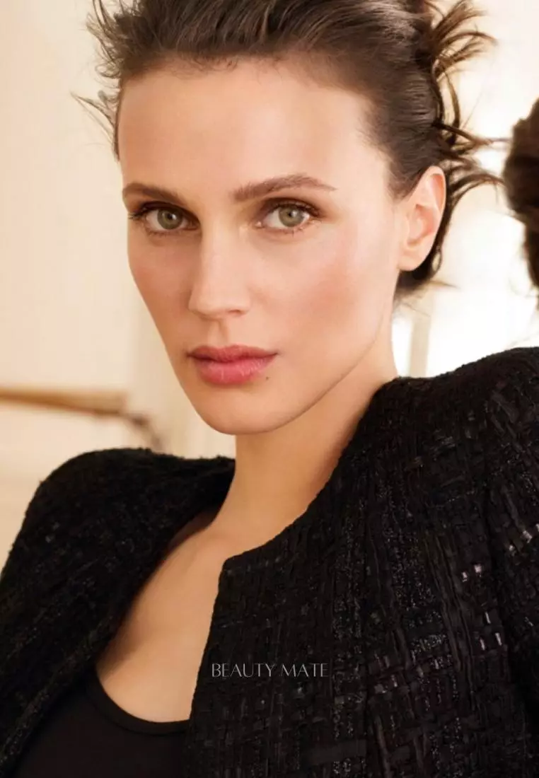 Les Beiges Water Fresh Complexion Touch B20