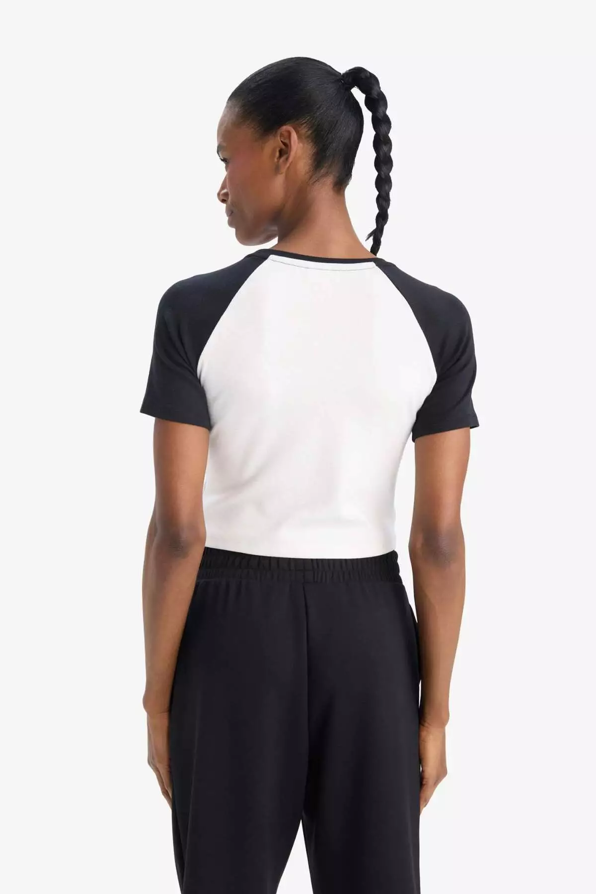 Defactofit Slim Fit Tight Fit Crew Neck Printed Sports Rib Short Sleeve T-Shirt D9032Ax25Sp