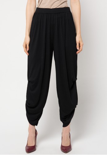 Side Drapped Pleated Pants - Black
