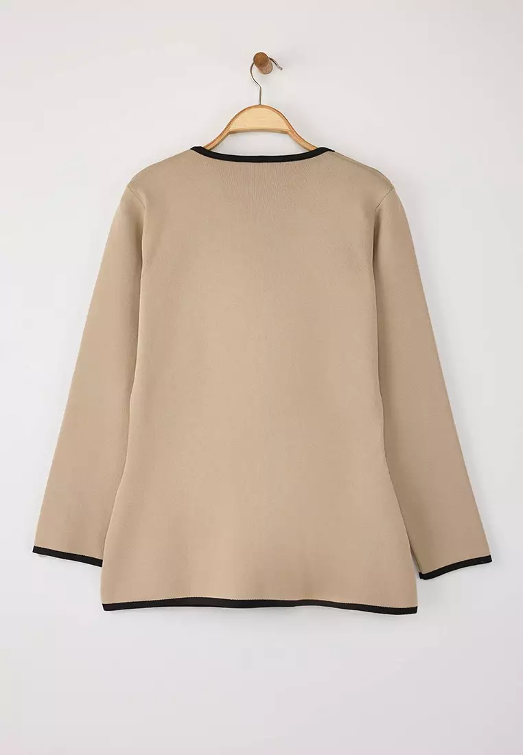 Stone Piping Detailed Asymmetric Cut Knit Jacket-Look Cardigan