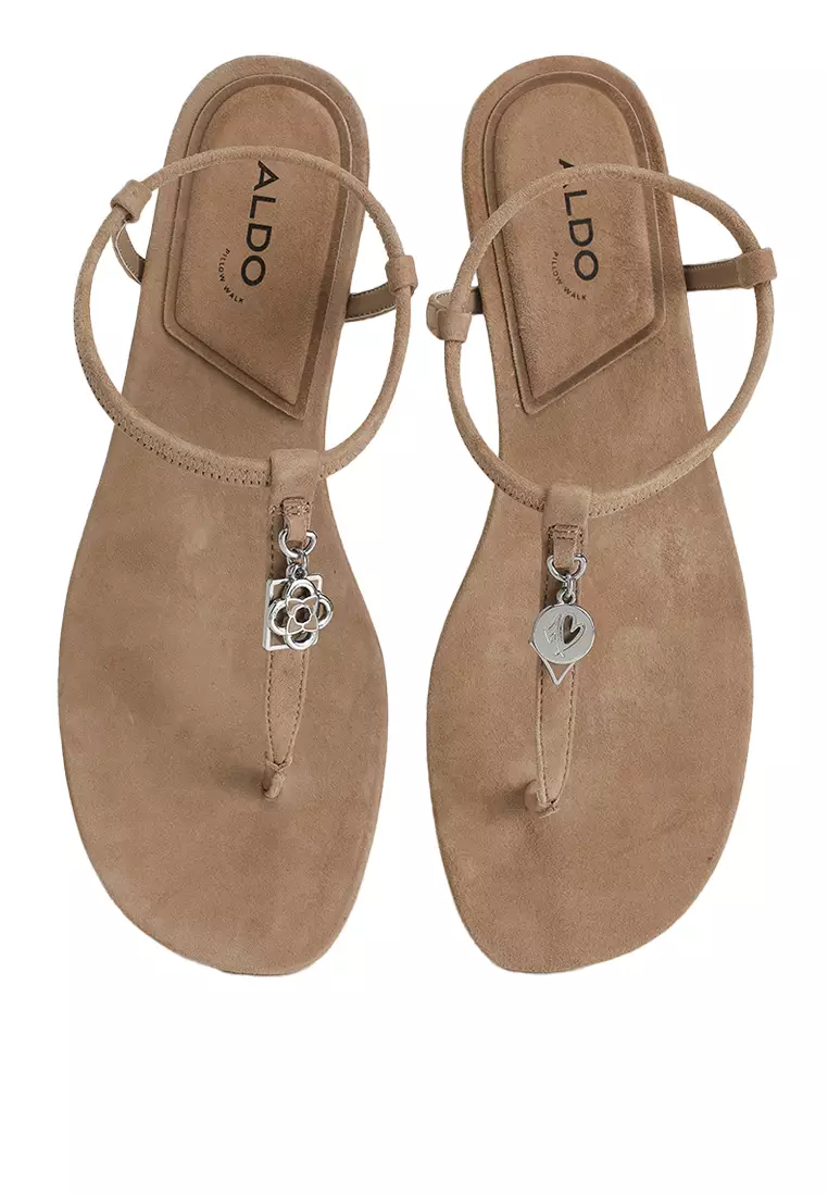 Adwelahar Sandals