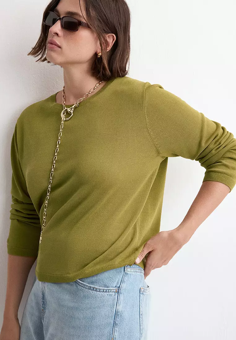 Long-Sleeves Knitted Sweater