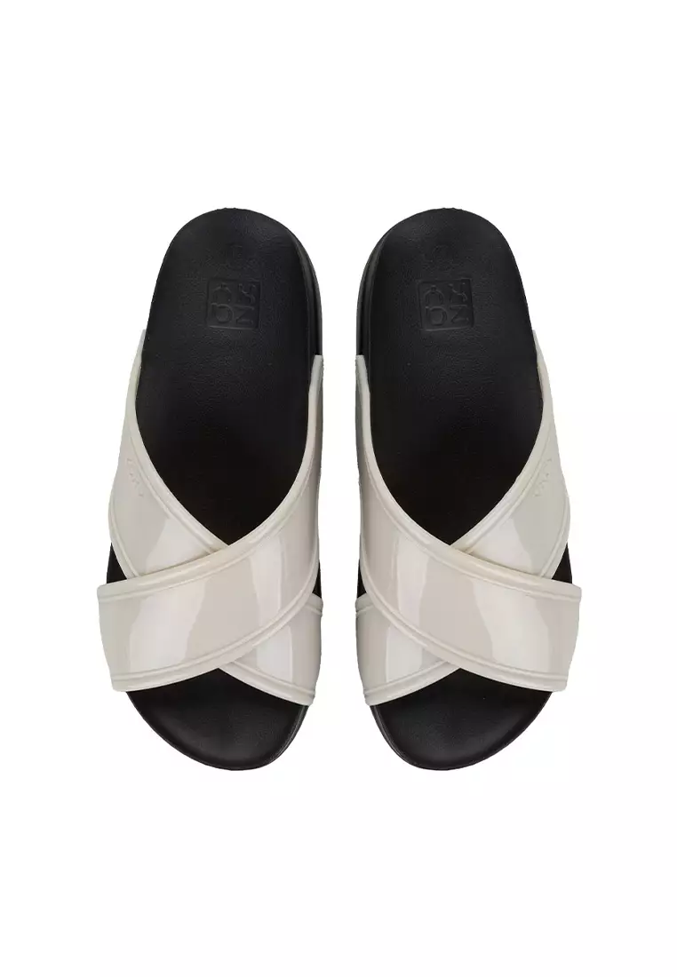 Must High Off White/Black