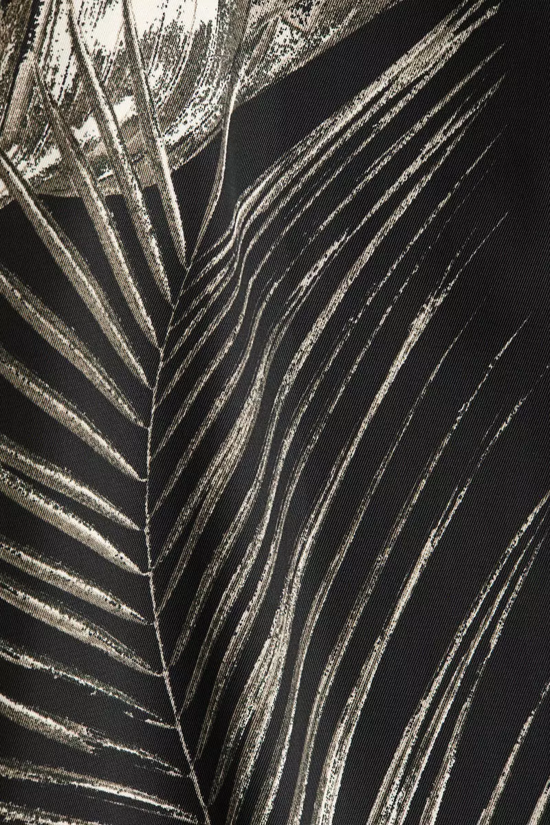 Wide tailored trousers