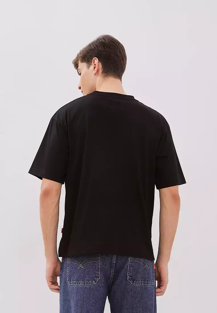 DUST Kaos Unisex Akaza Hitam (D.74283-U)