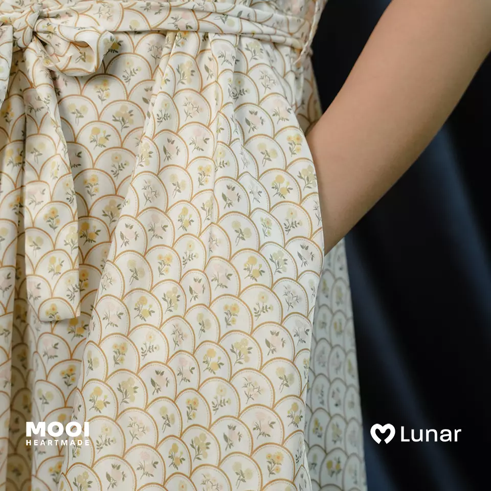 Mooi Dress Dewasa Lunar Collection Lian Hua Cheongsam Dress Adult - Scallop Ivory