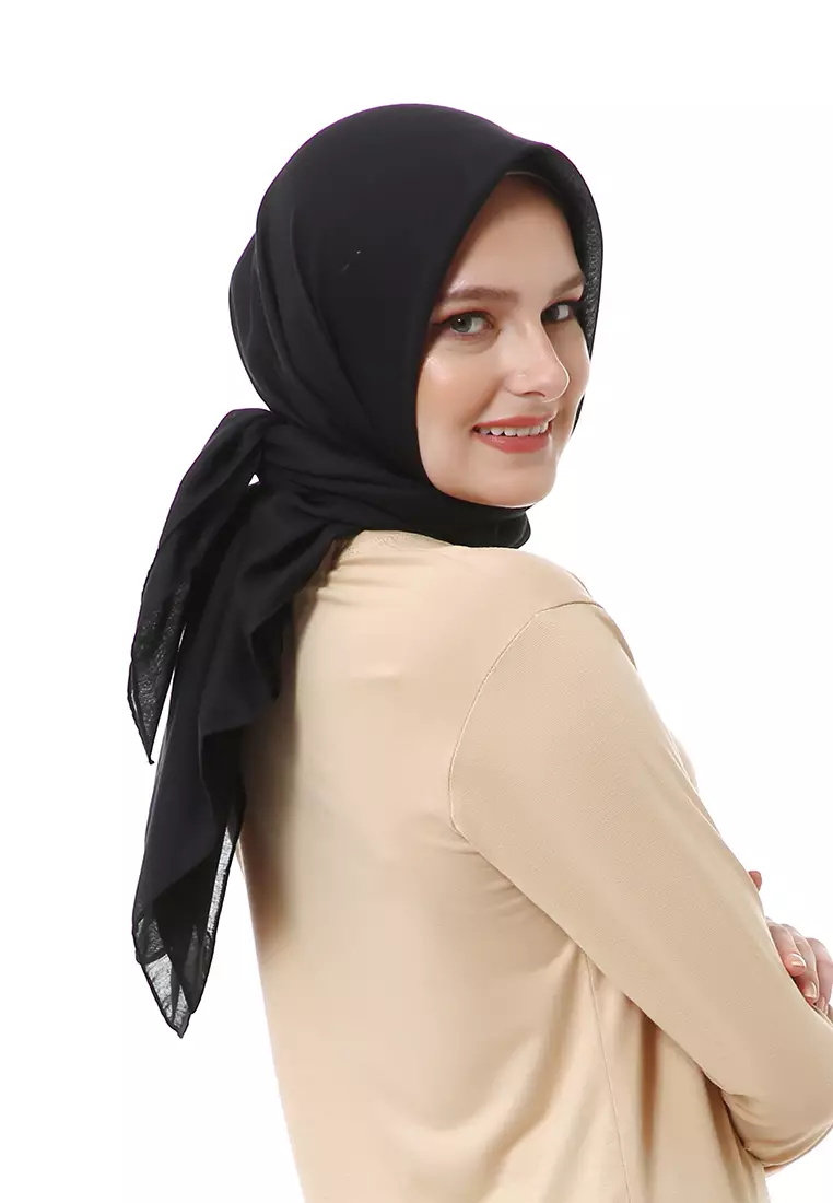 Vierra Jilbab Segiempat Paris Polos Premium Best Style - Hitam