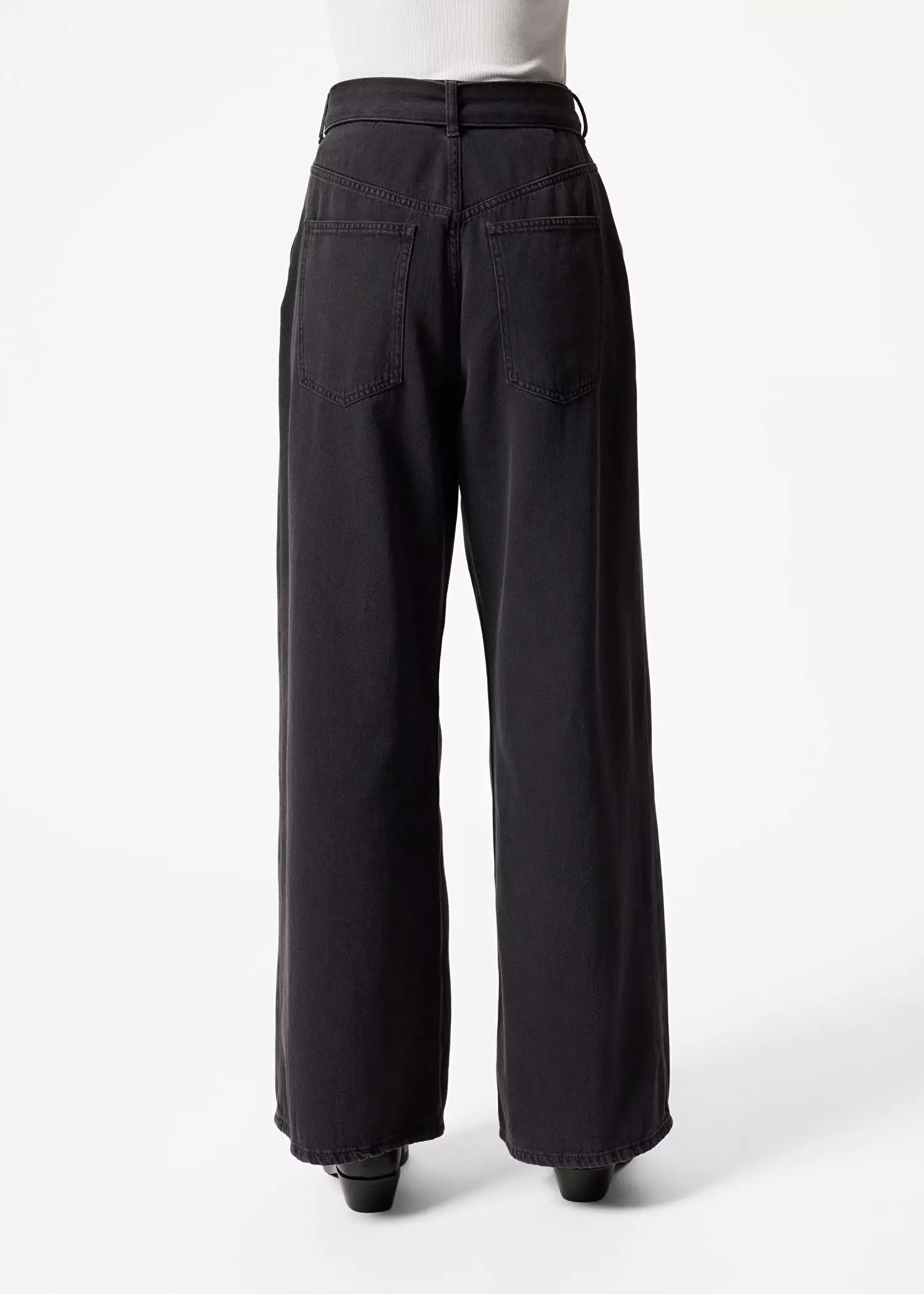 Belted Pleat-Detail Jeans