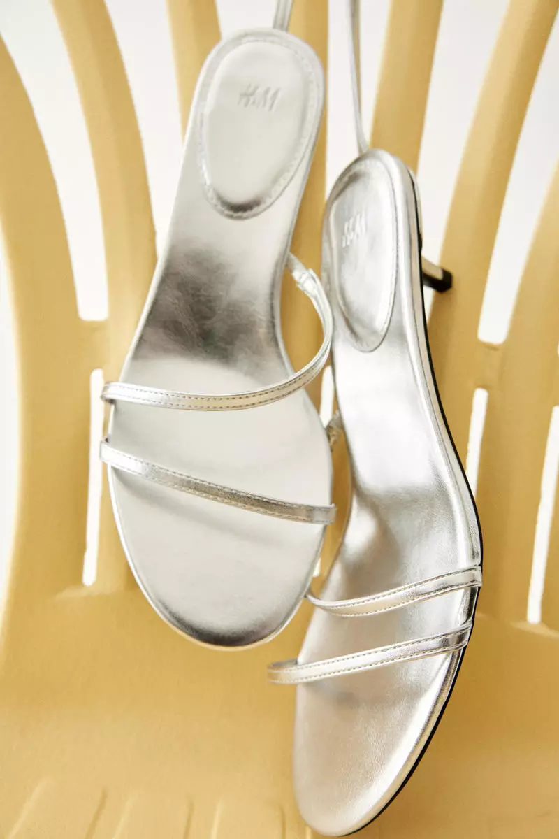 Heeled strappy sandals