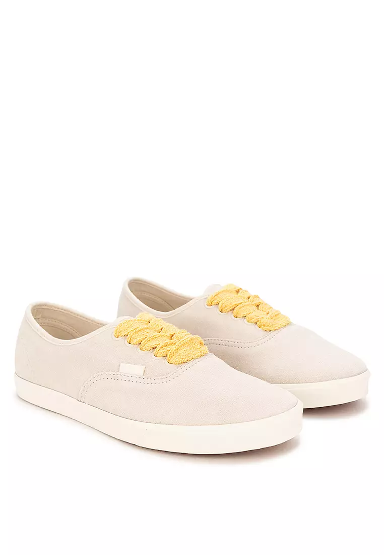 Authentic Lowpro Sneakers