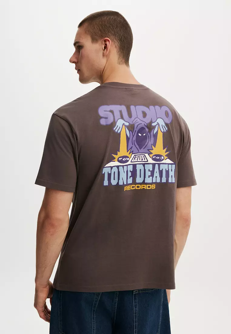 Everyday Fit Graphic T-Shirt