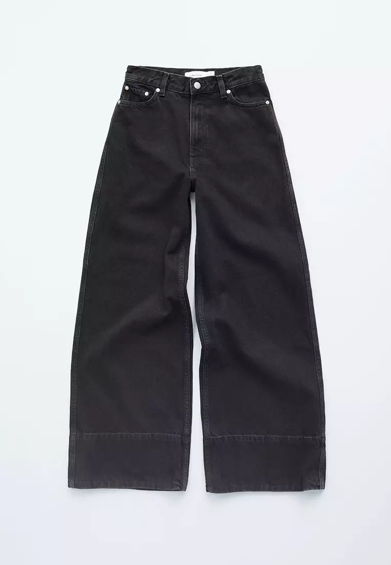 Long Wide-Leg Jeans