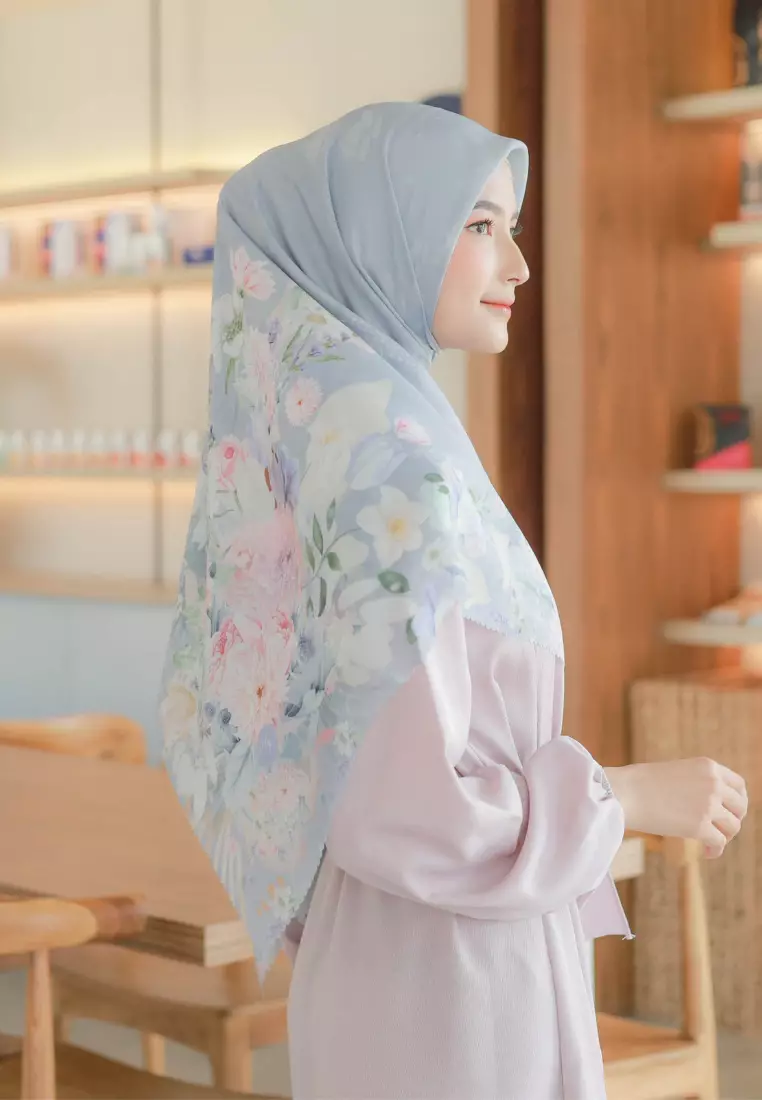 Jual Hijab Wanita Cantik.com Hijabwanitacantik - Segi Empat Dahlia ...