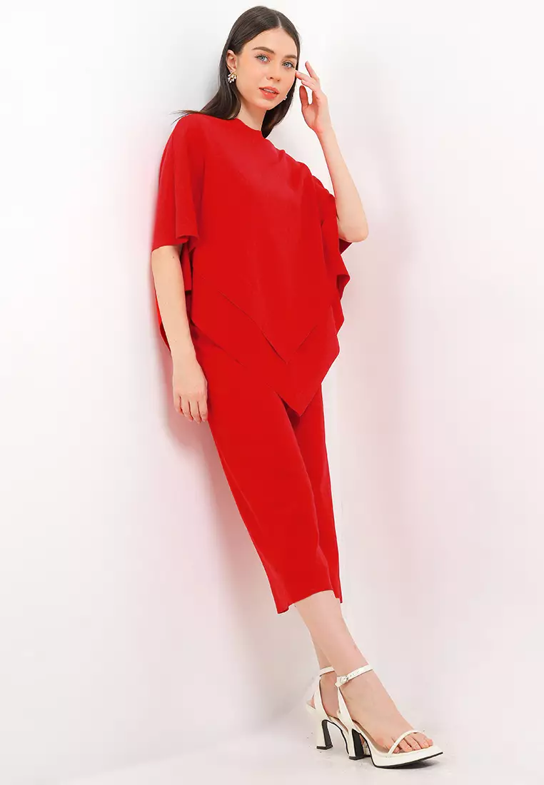 Unfinished Asimetris Blouse