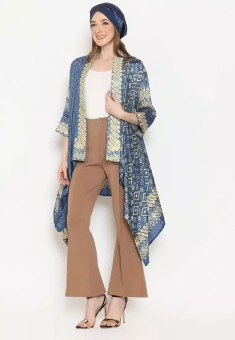 Rinjanie Batik - Bolero Ayam - Bolero Asimetris Biru - Outer Batik Modern - Outer Batik Wanita - Outer batik kekinian - Batik Cap Mix - JMWN - BR