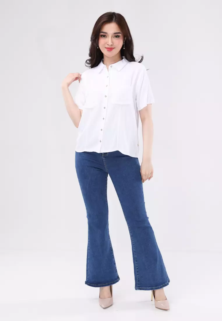 Bold Twill Short Sleeves Collared Blouse