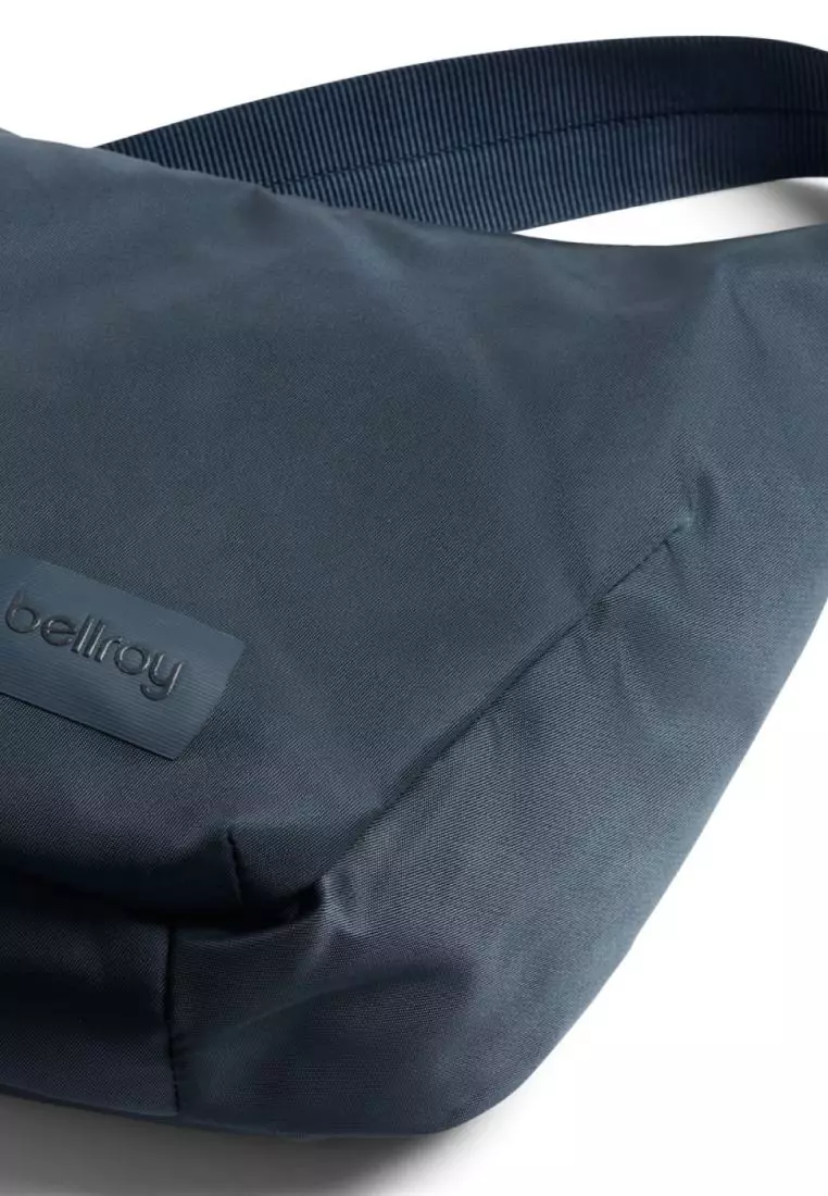 Bellroy Laneway Crescent Bag 2.5L - Bluesteel