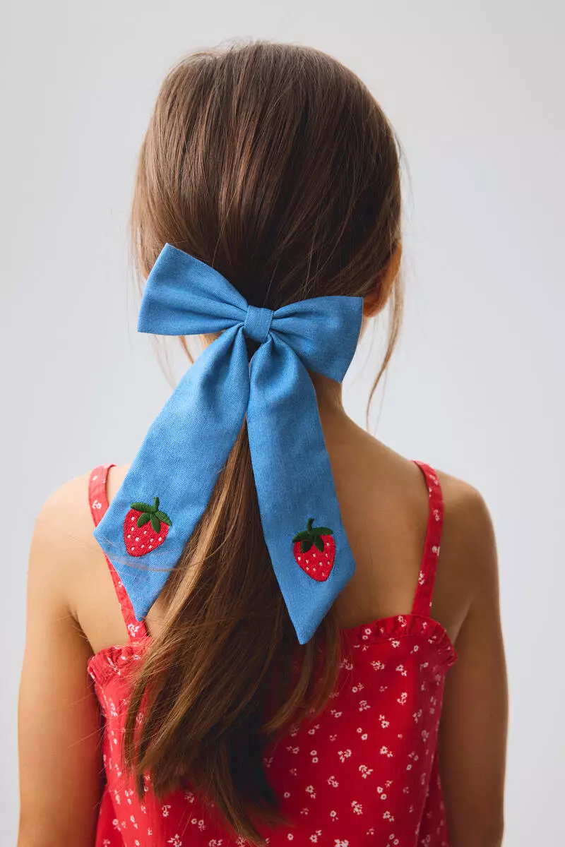 Bow hair clip