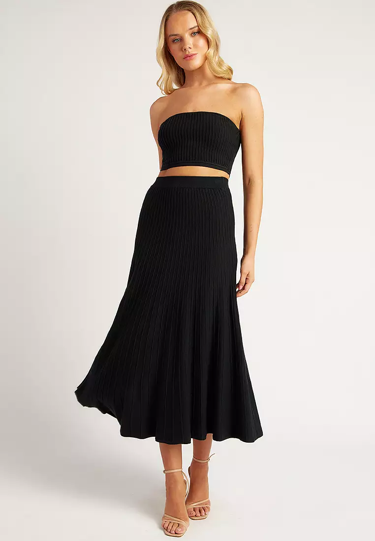 Tube Top and Flare Skirt Knit Set