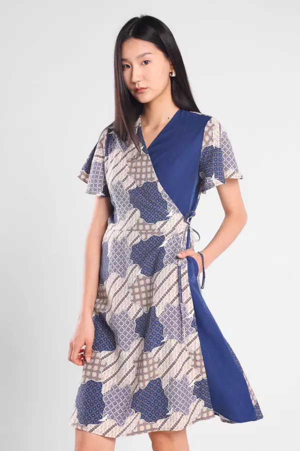 MINIMAL - Rumi - Dress Batik Parang - Blue Warna Blue