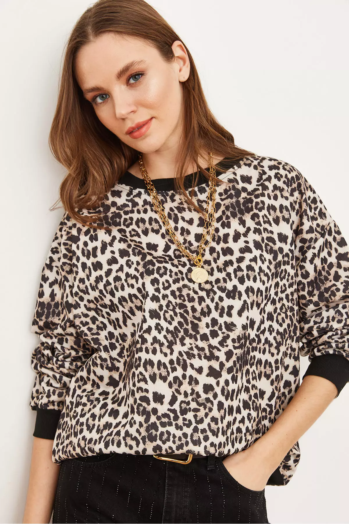 Women's Ecru Leopard Basic Soft Texture Casual Sweatshirt Swt-19000457